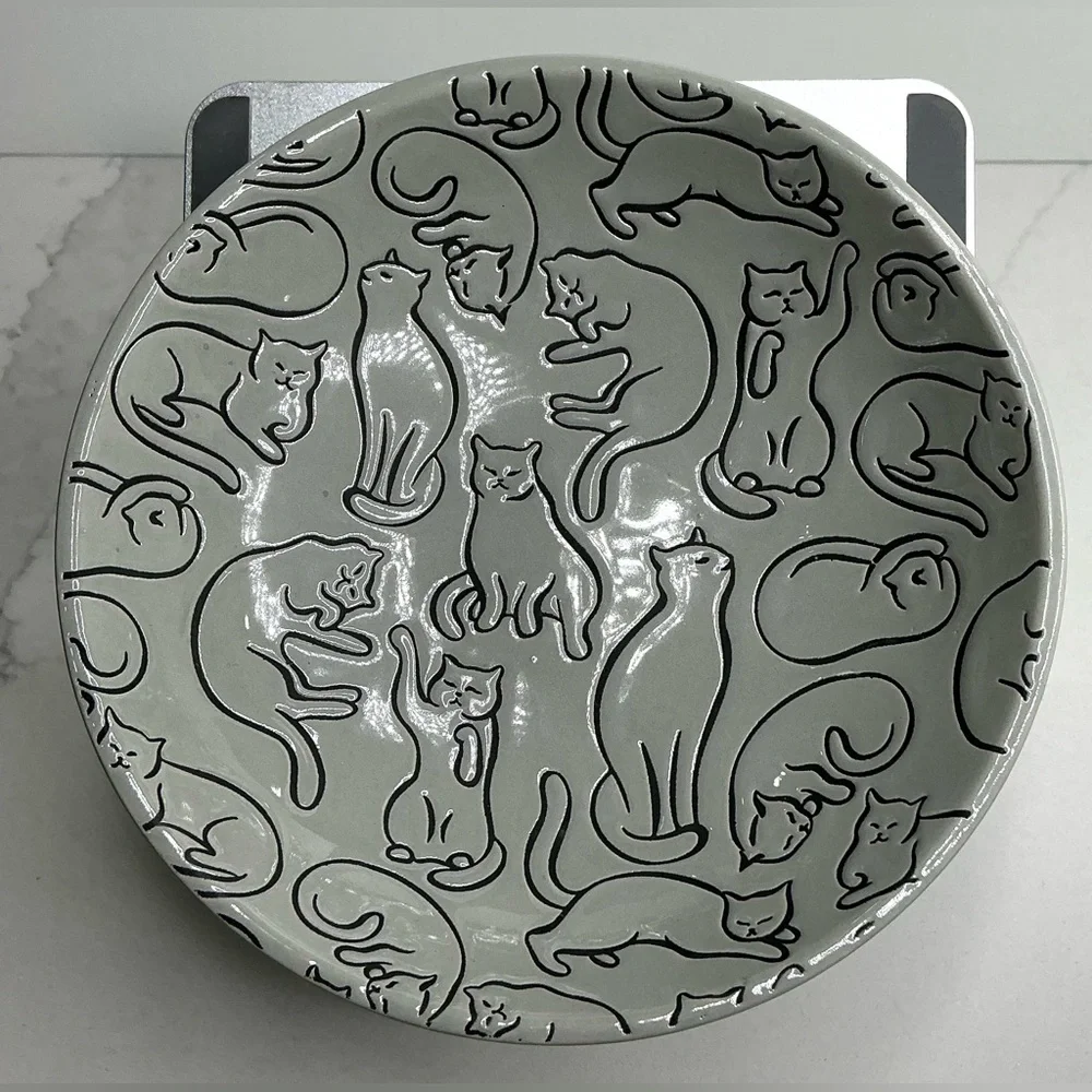 2 Signature Cat Pet Bowl Plate Food Dish Plate Adorable Gray 6” New